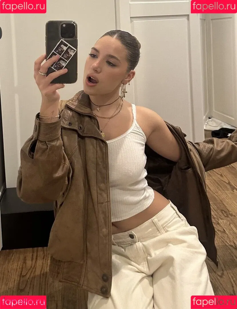Mackenzie Ziegler / kenzie Onlyfans Photo Gallery 