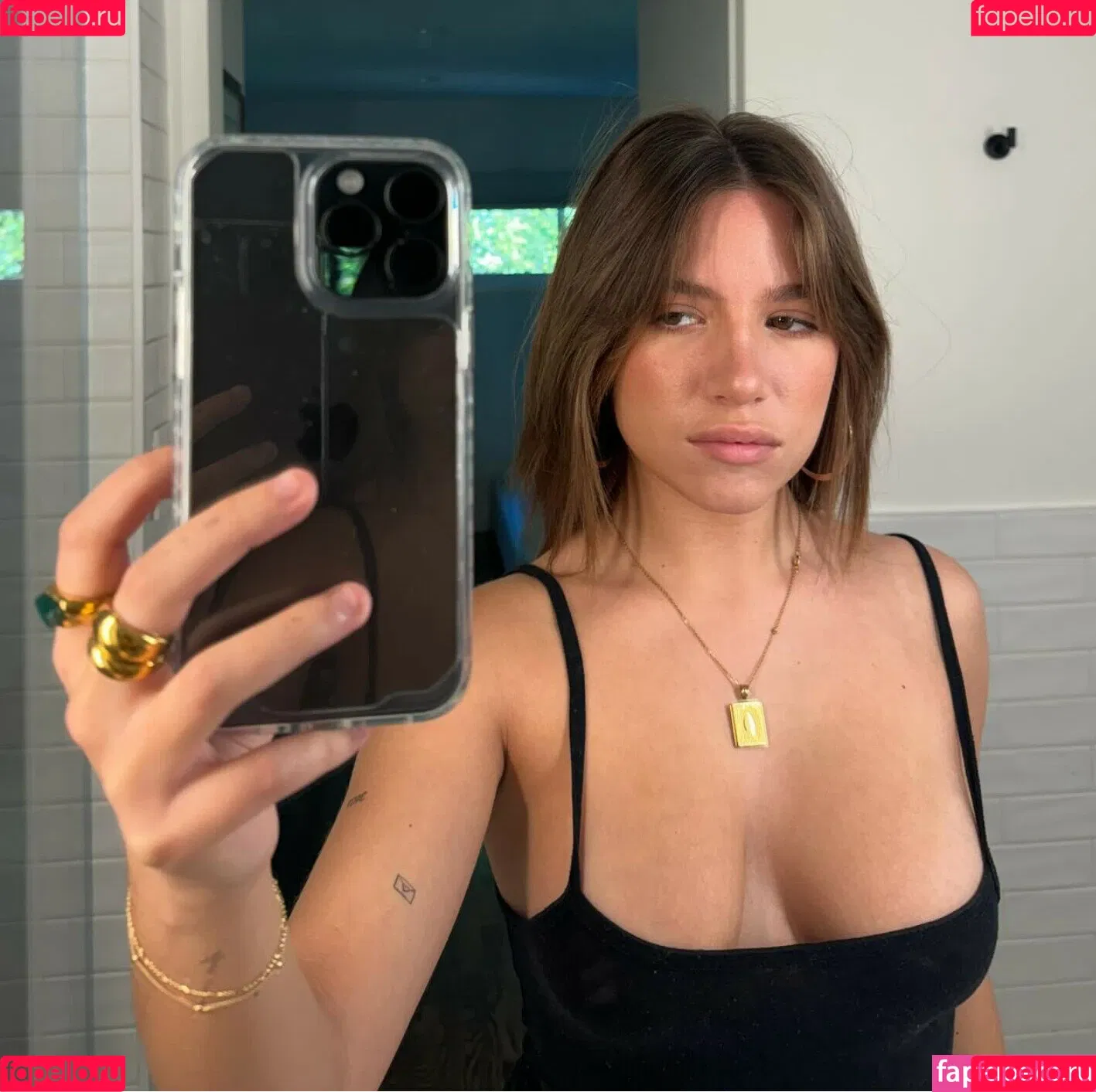 Mackenzie Ziegler / kenzie Onlyfans Photo Gallery 