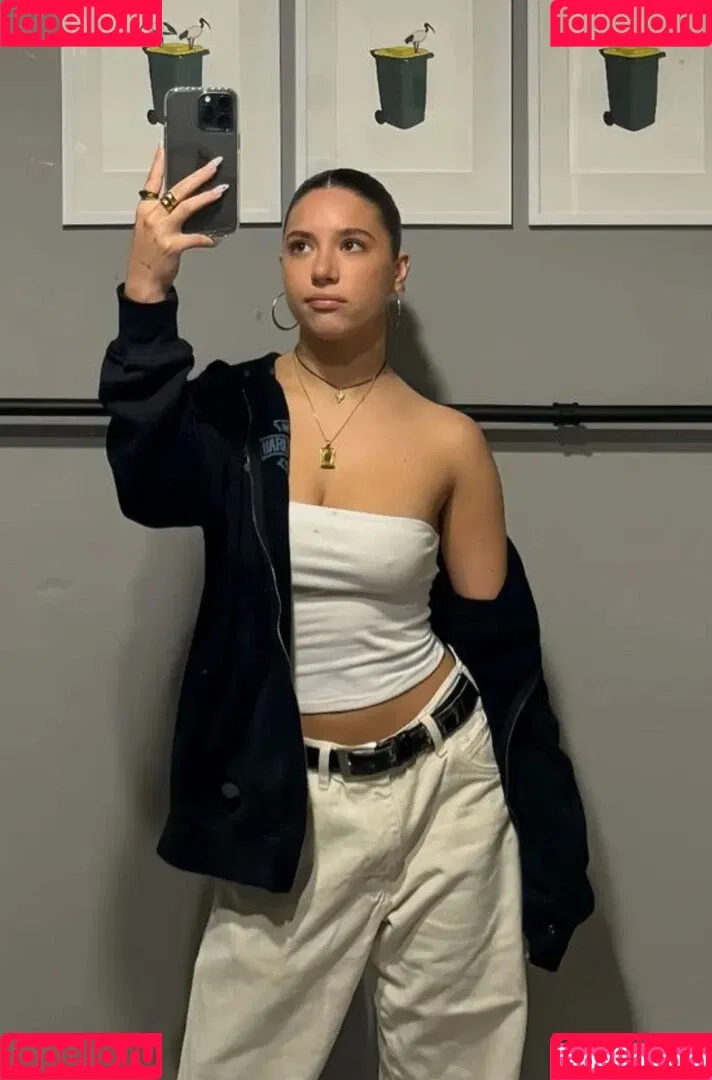 Mackenzie Ziegler / kenzie Onlyfans Photo Gallery 