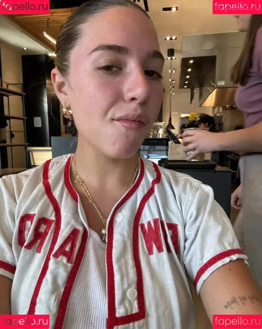 Mackenzie Ziegler / kenzie Onlyfans Photo Gallery 