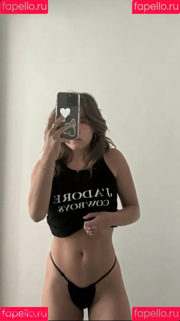 Mackenzie Ziegler / kenzie Onlyfans Photo Gallery 