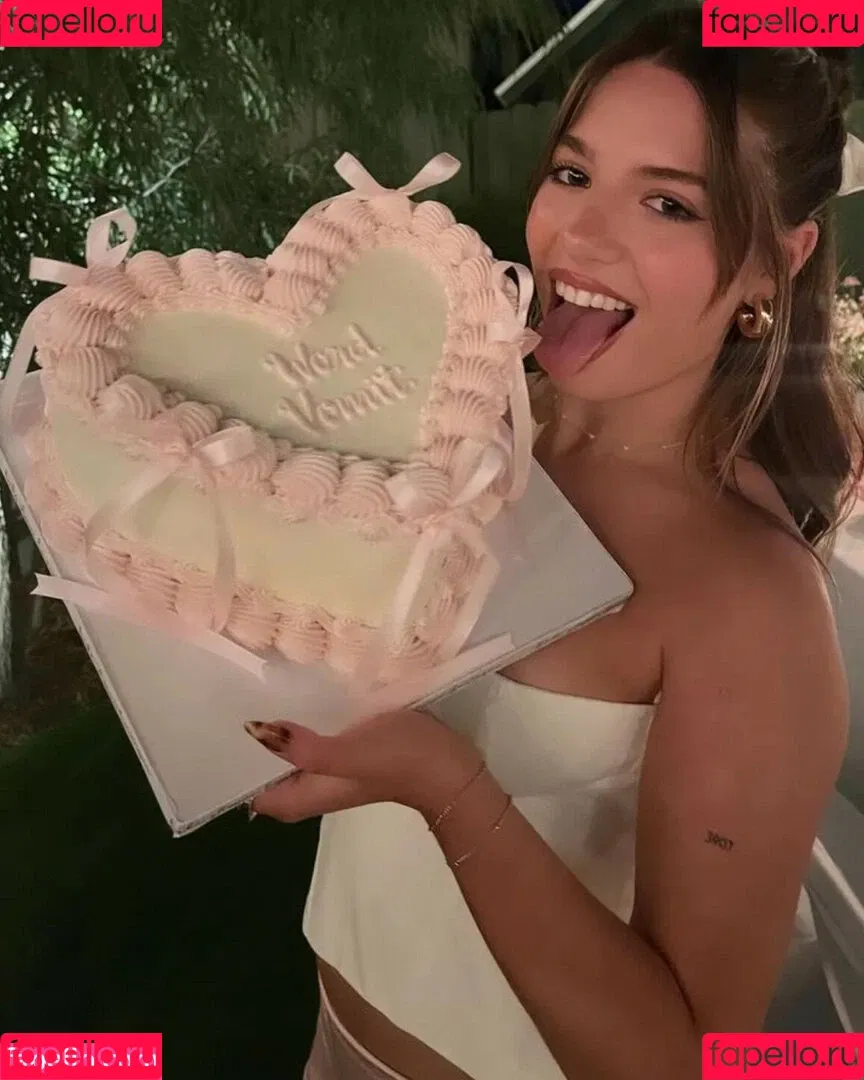 Mackenzie Ziegler / kenzie Onlyfans Photo Gallery 