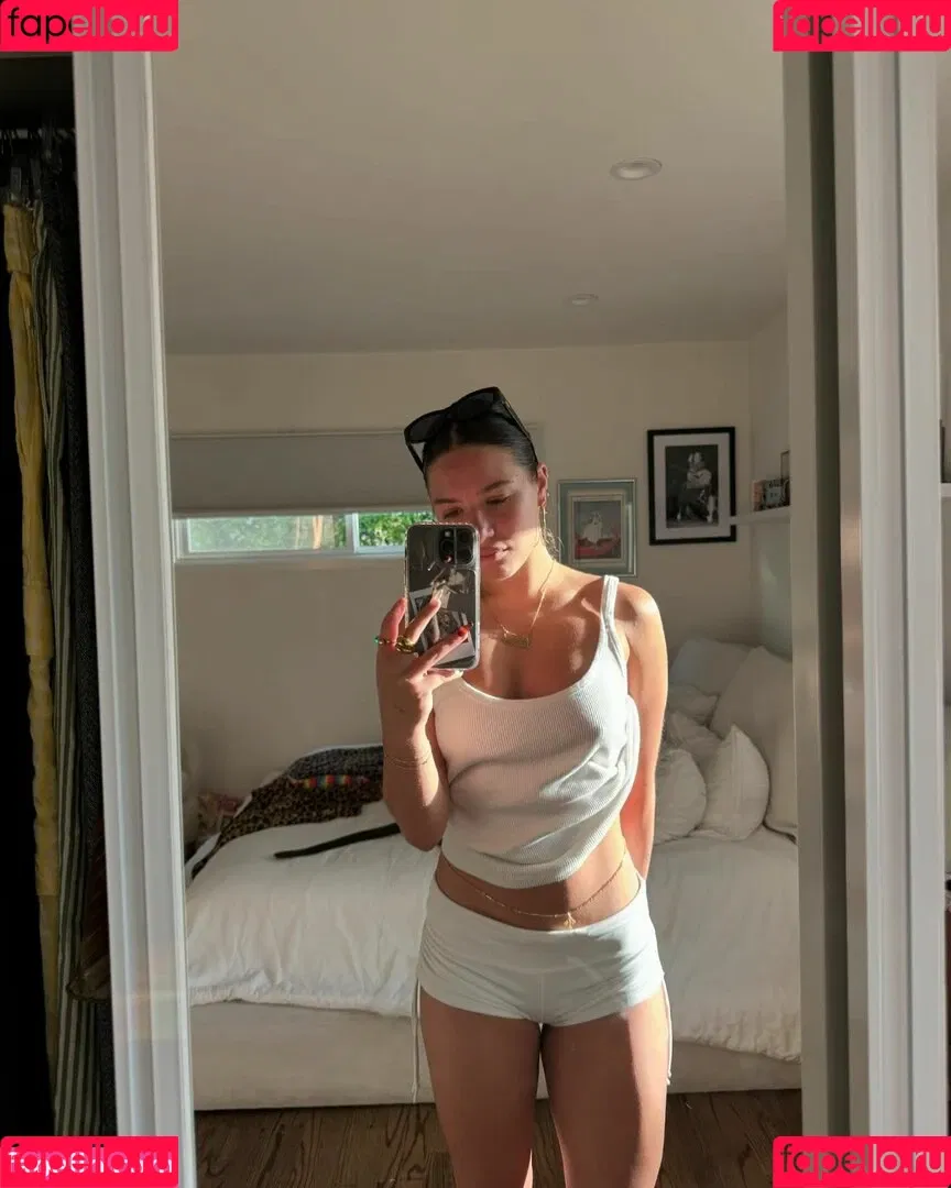 Mackenzie Ziegler / kenzie Onlyfans Photo Gallery 