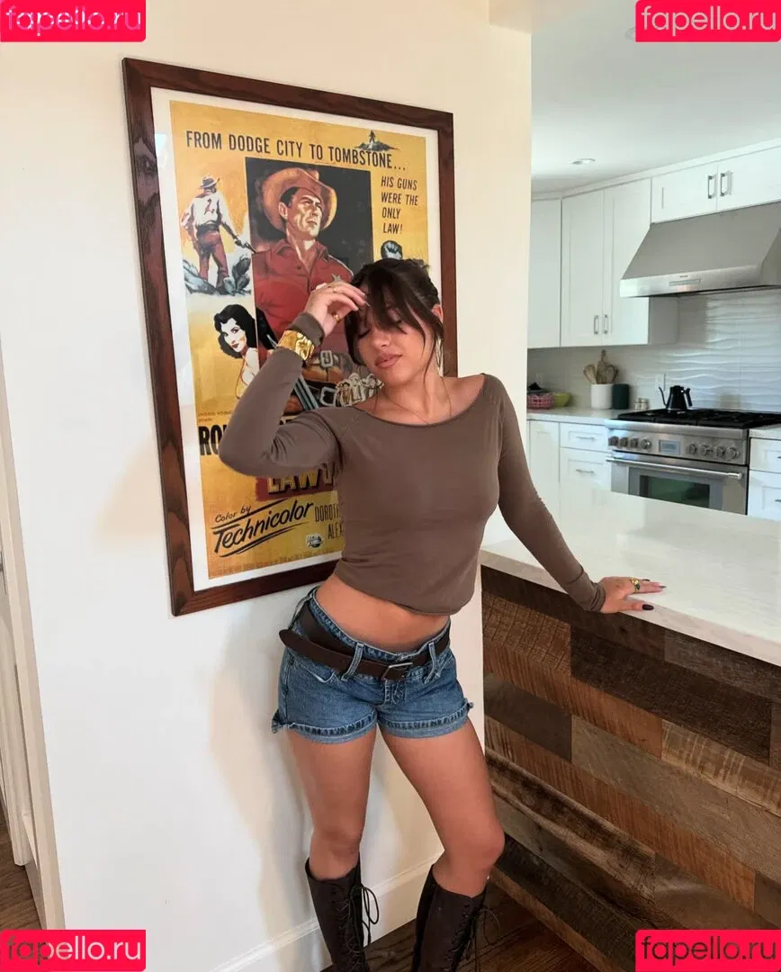 Mackenzie Ziegler / kenzie Onlyfans Photo Gallery 