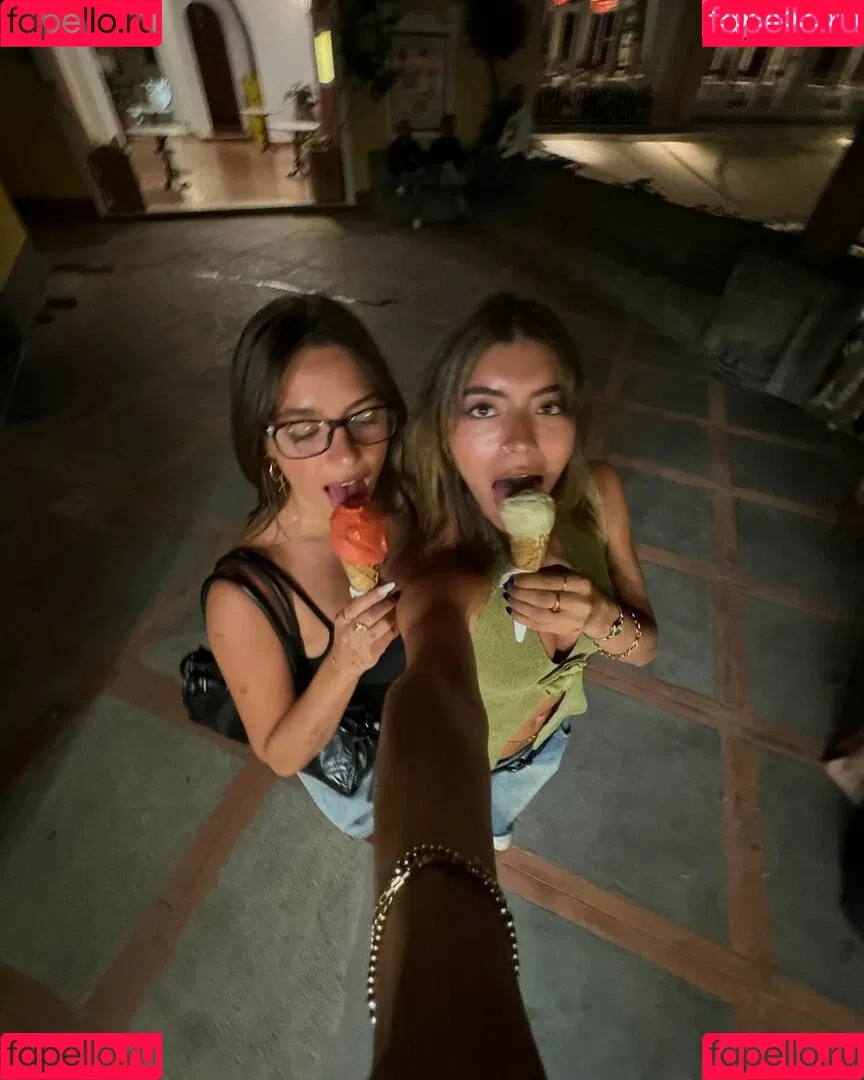 Mackenzie Ziegler / kenzie Onlyfans Photo Gallery 