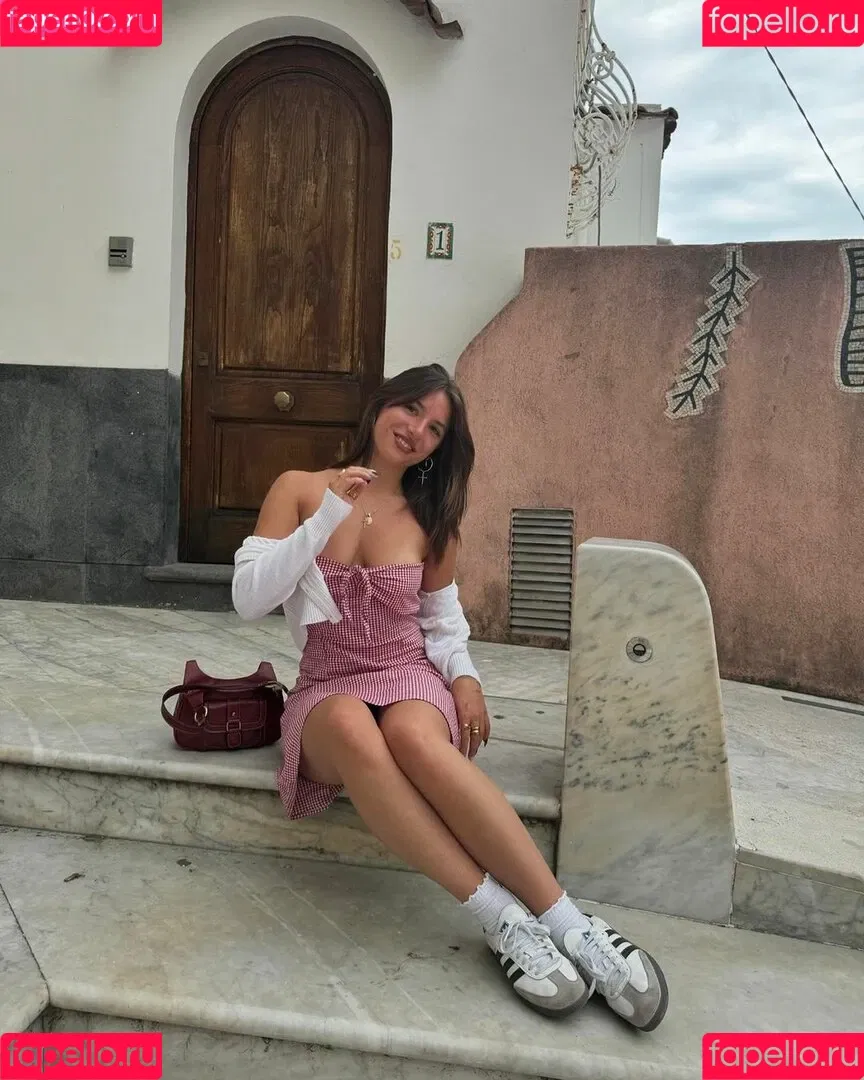 Mackenzie Ziegler / kenzie Onlyfans Photo Gallery 