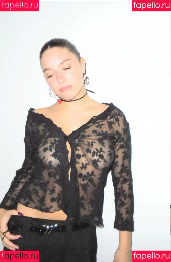 Mackenzie Ziegler / kenzie Onlyfans Photo Gallery 