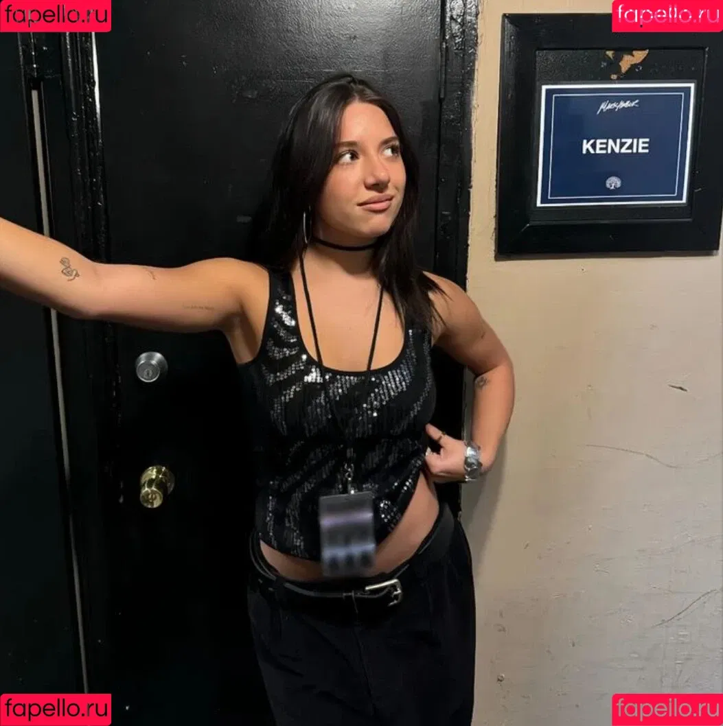 Mackenzie Ziegler / kenzie Onlyfans Photo Gallery 