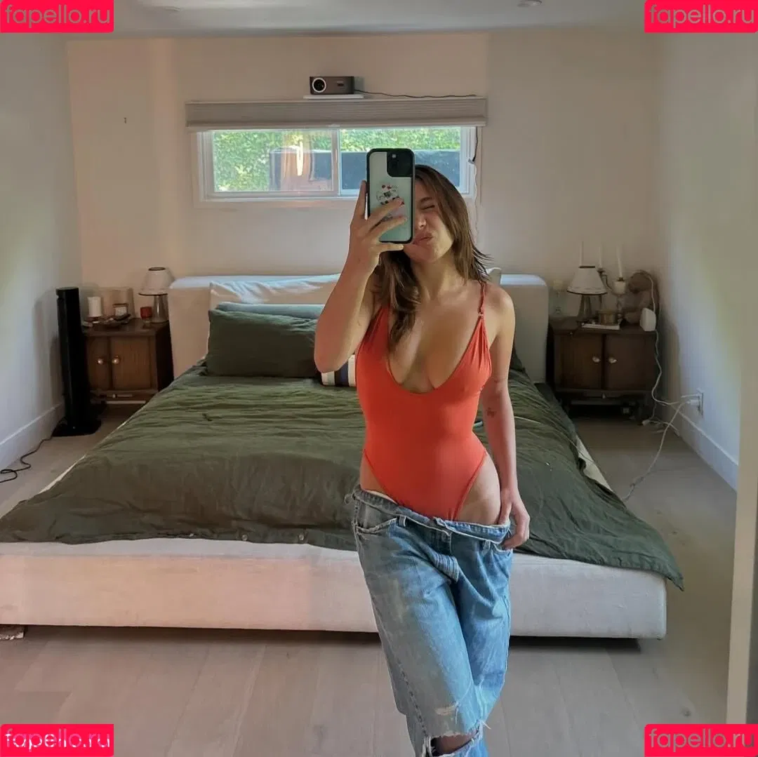 Mackenzie Ziegler / kenzie Onlyfans Photo Gallery 