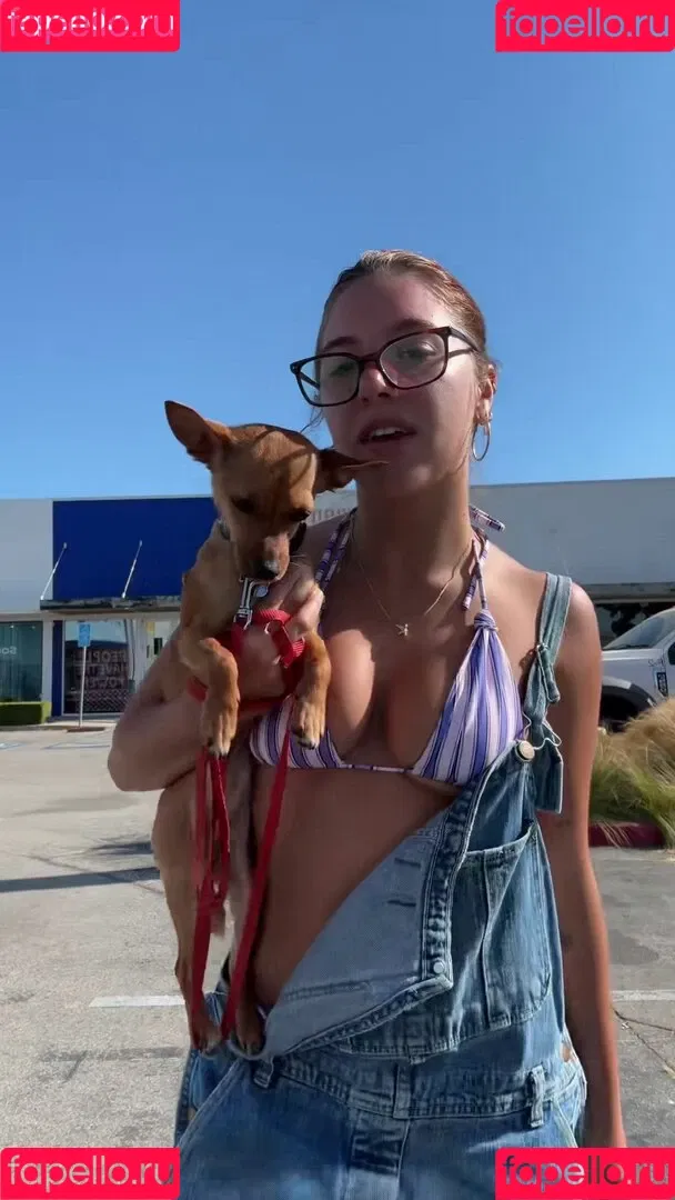 Mackenzie Ziegler / kenzie Onlyfans Photo Gallery 