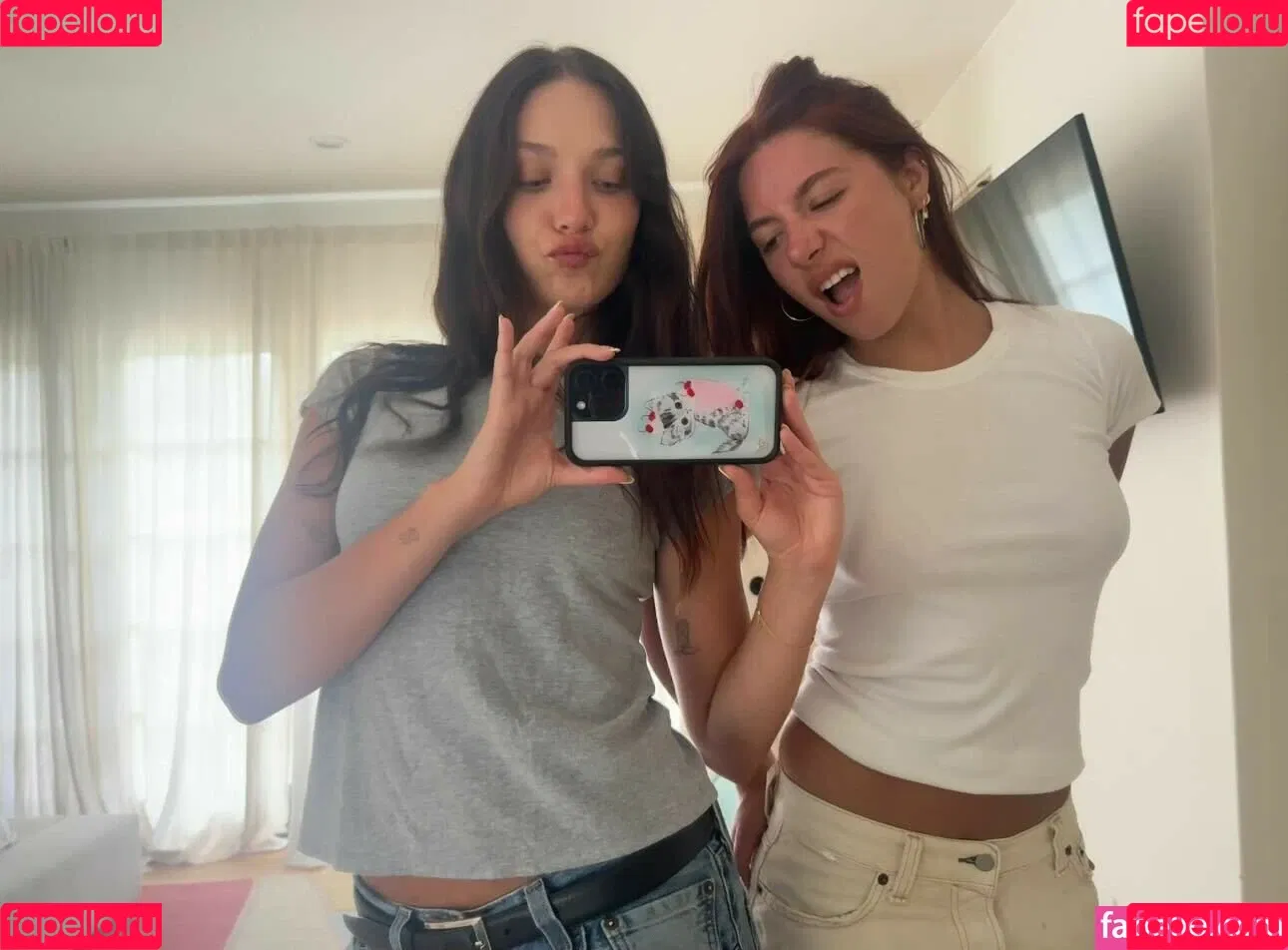 Mackenzie Ziegler / kenzie Onlyfans Photo Gallery 