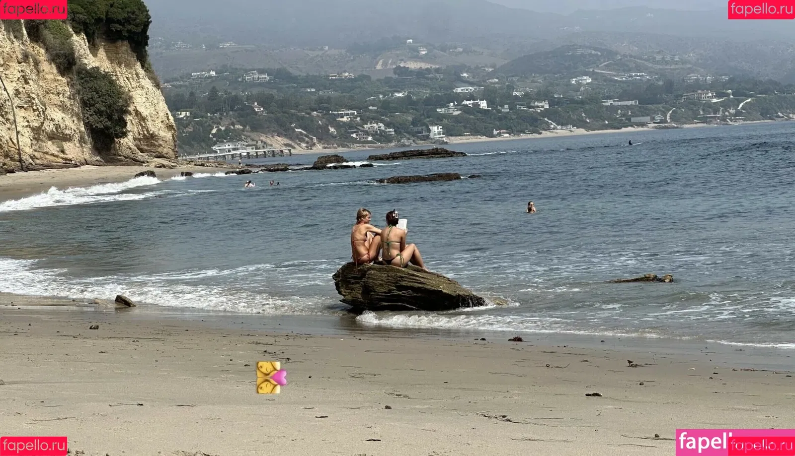 Mackenzie Ziegler / kenzie Onlyfans Photo Gallery 