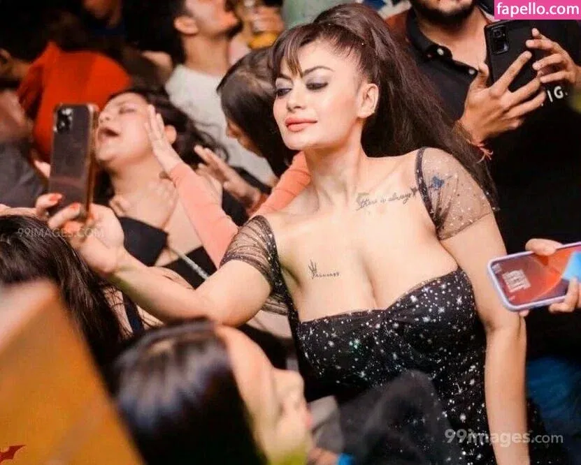 Suhaani Laskar Onlyfans Photo Gallery 