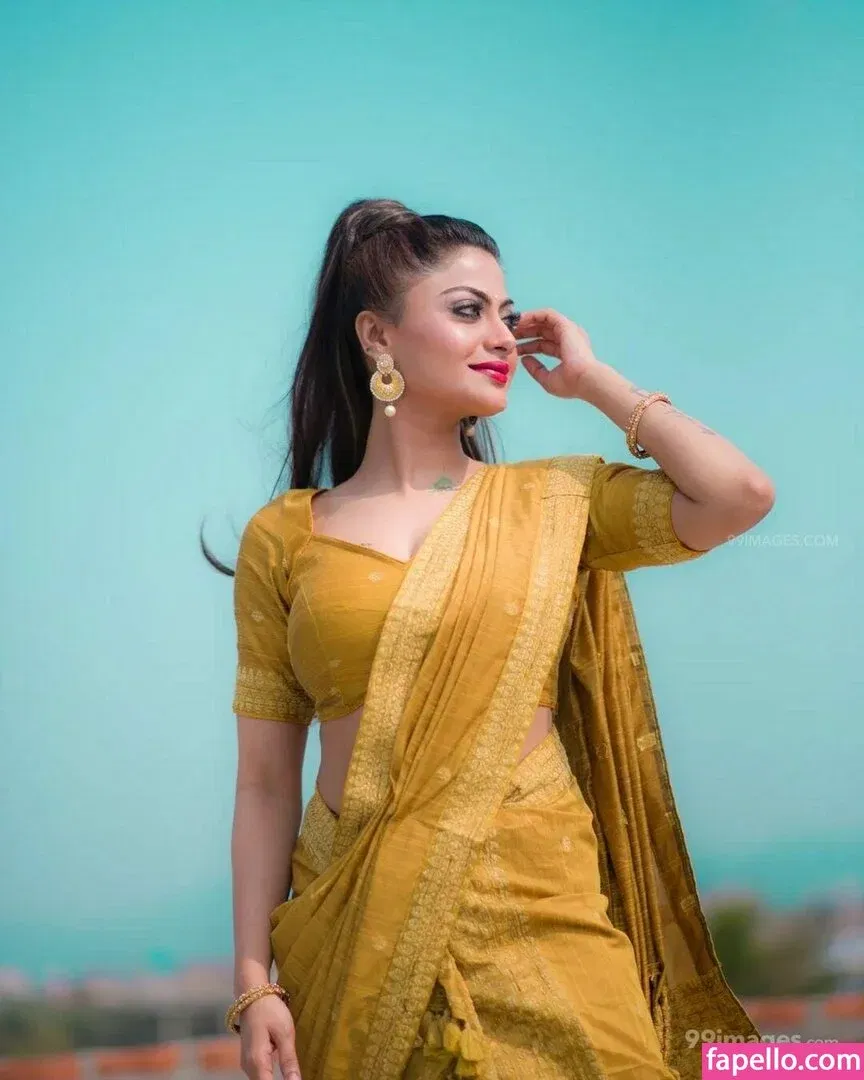 Suhaani Laskar Onlyfans Photo Gallery 