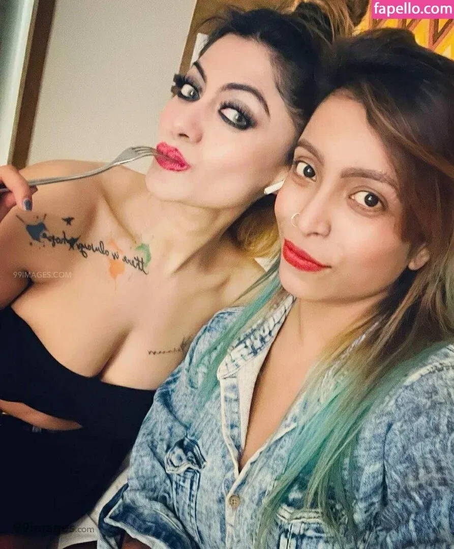 Suhaani Laskar Onlyfans Photo Gallery 