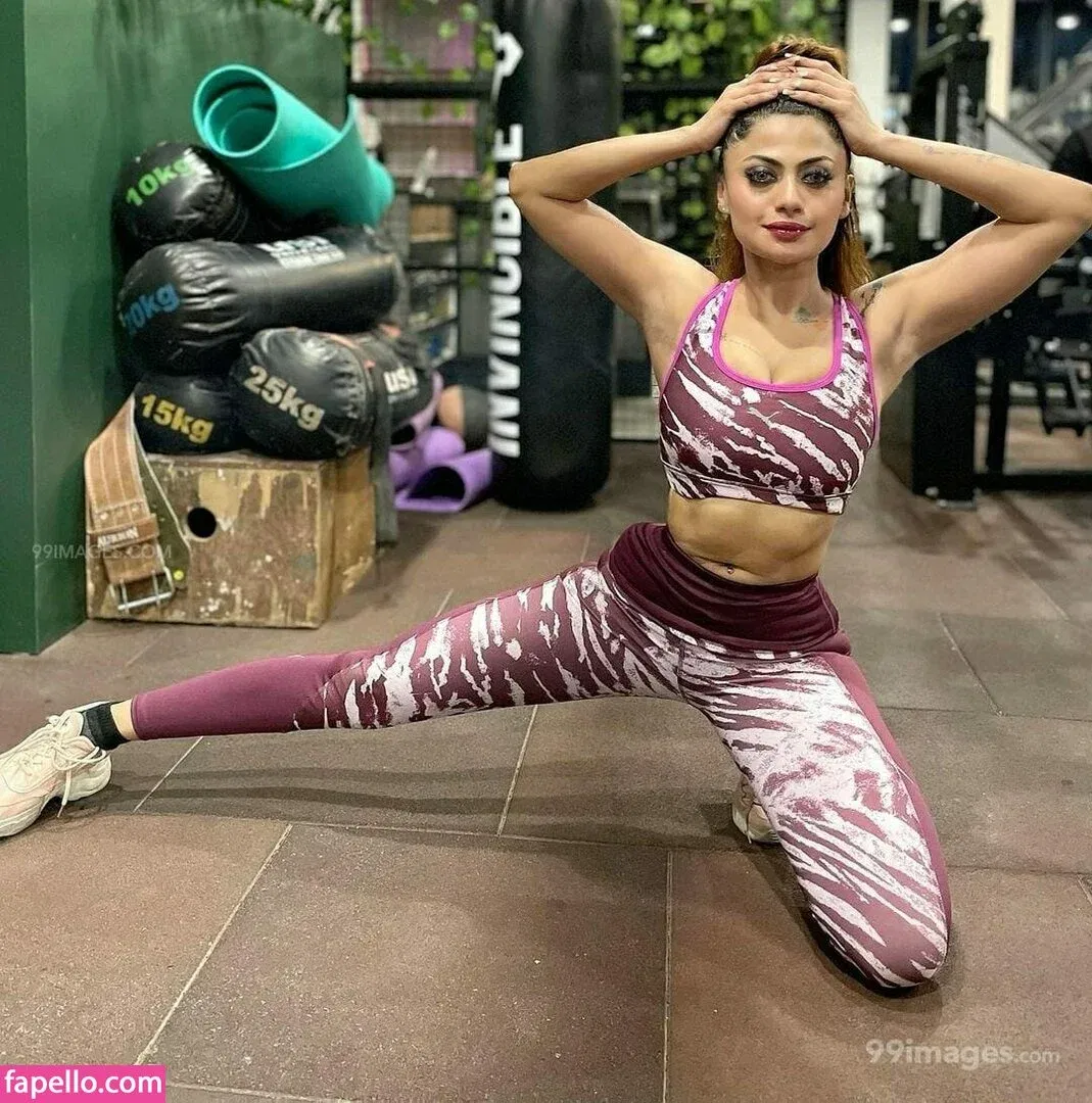 Suhaani Laskar Onlyfans Photo Gallery 