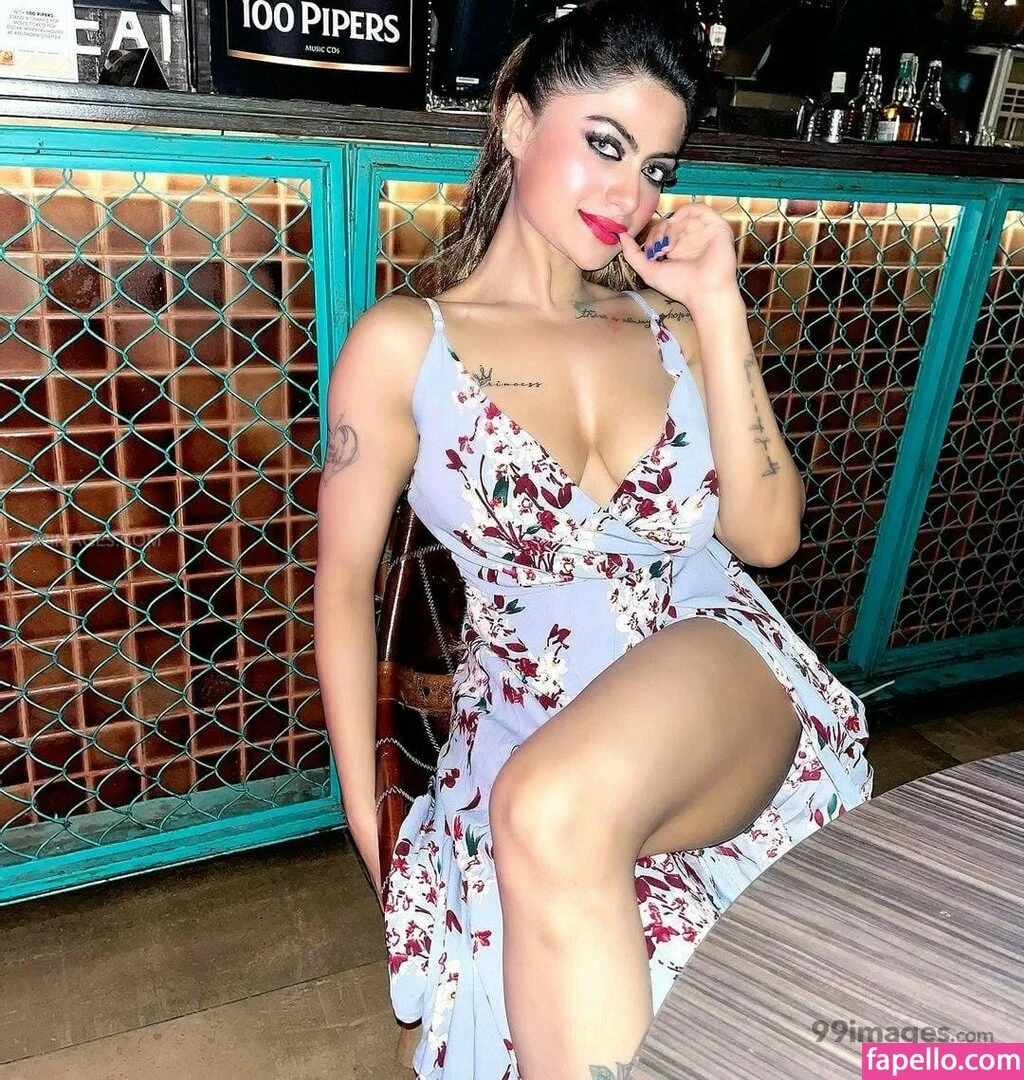 Suhaani Laskar Onlyfans Photo Gallery 