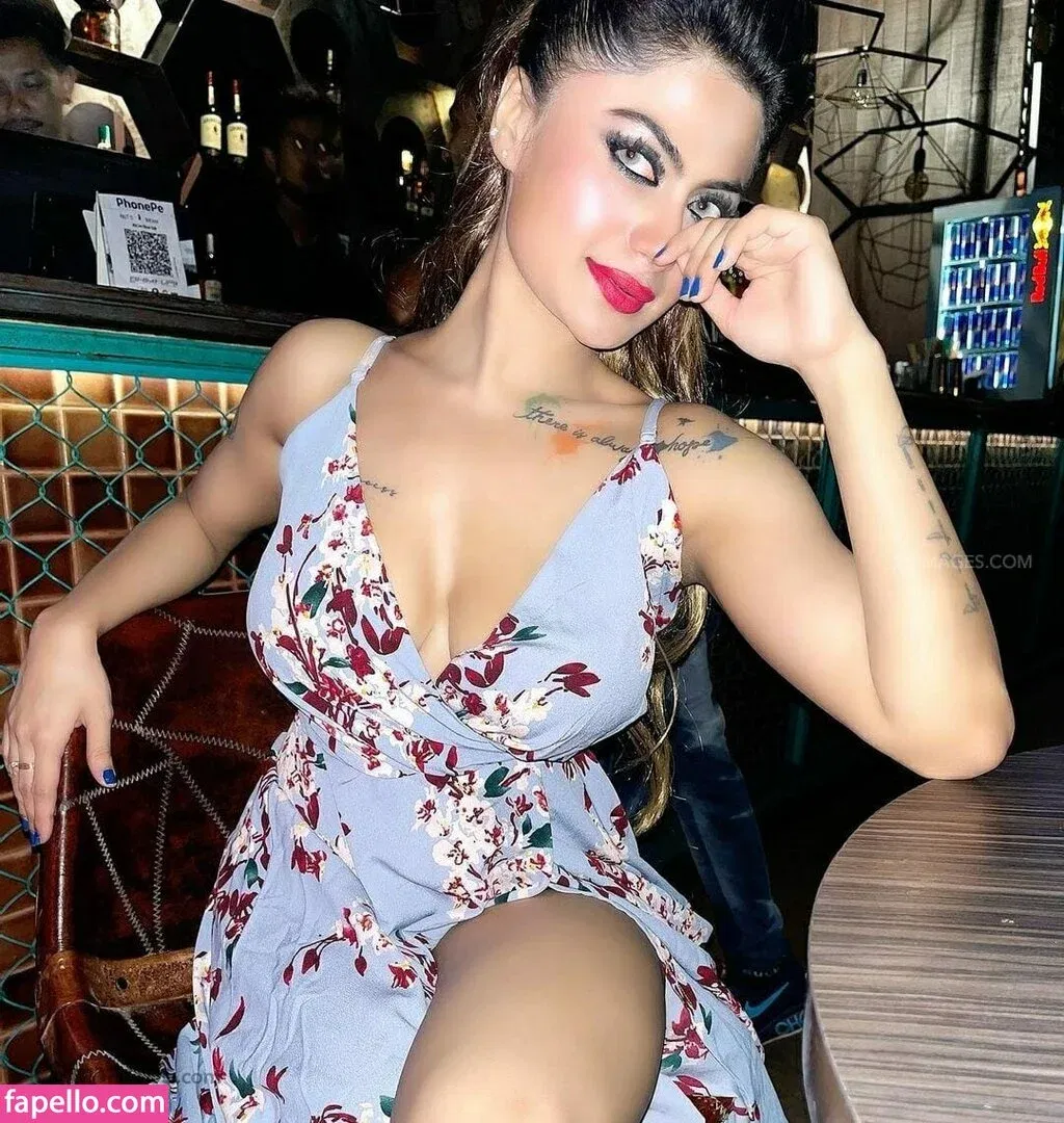 Suhaani Laskar Onlyfans Photo Gallery 