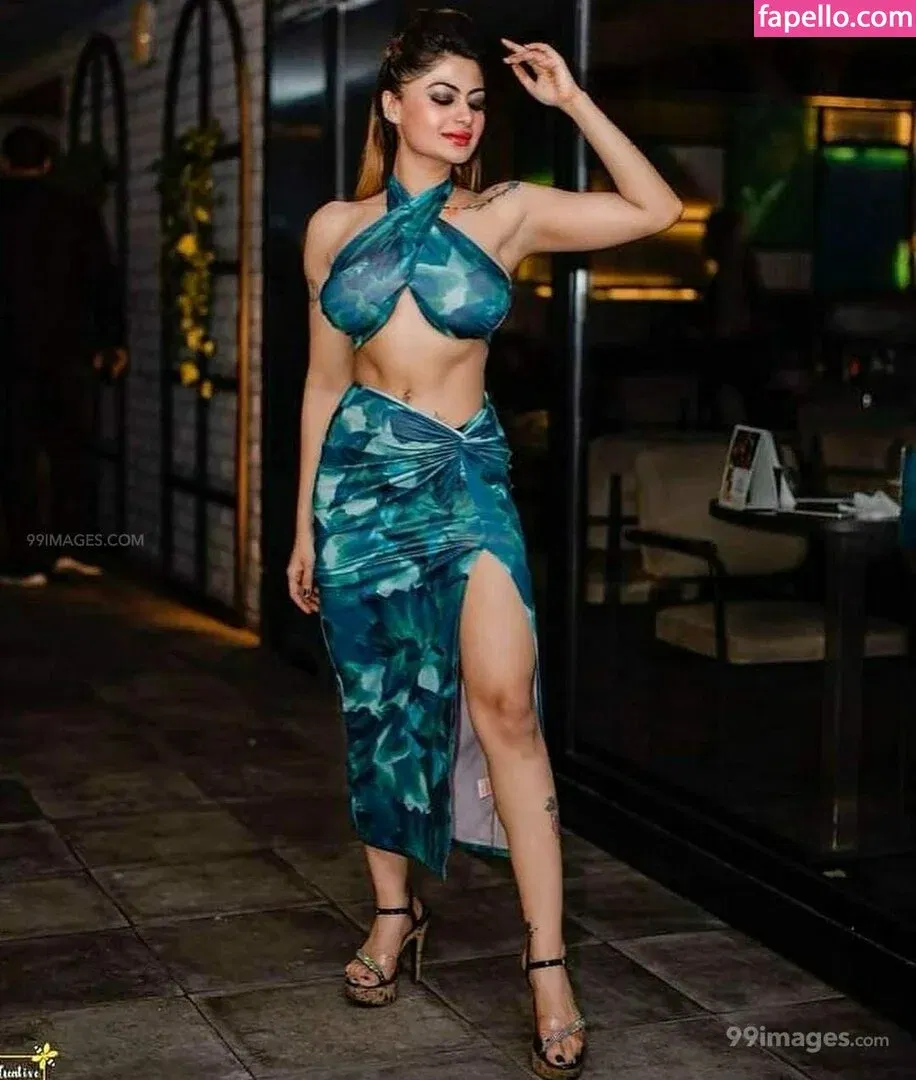 Suhaani Laskar Onlyfans Photo Gallery 