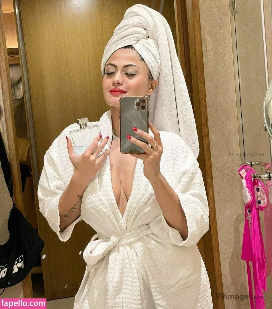 Suhaani Laskar Onlyfans Photo Gallery 