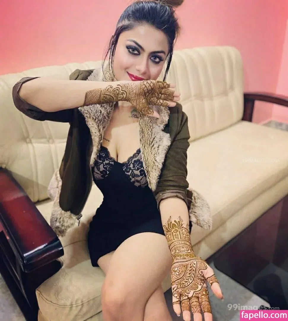 Suhaani Laskar Onlyfans Photo Gallery 