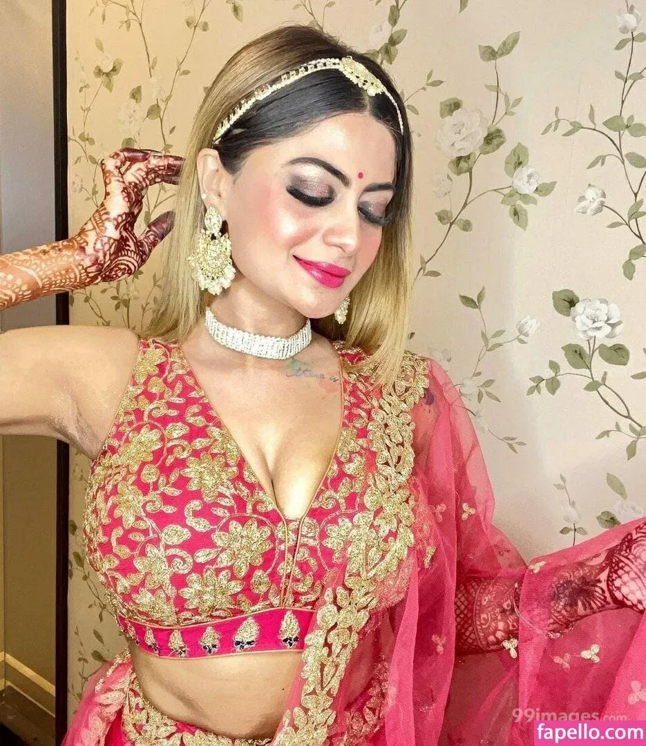 Suhaani Laskar Onlyfans Photo Gallery 