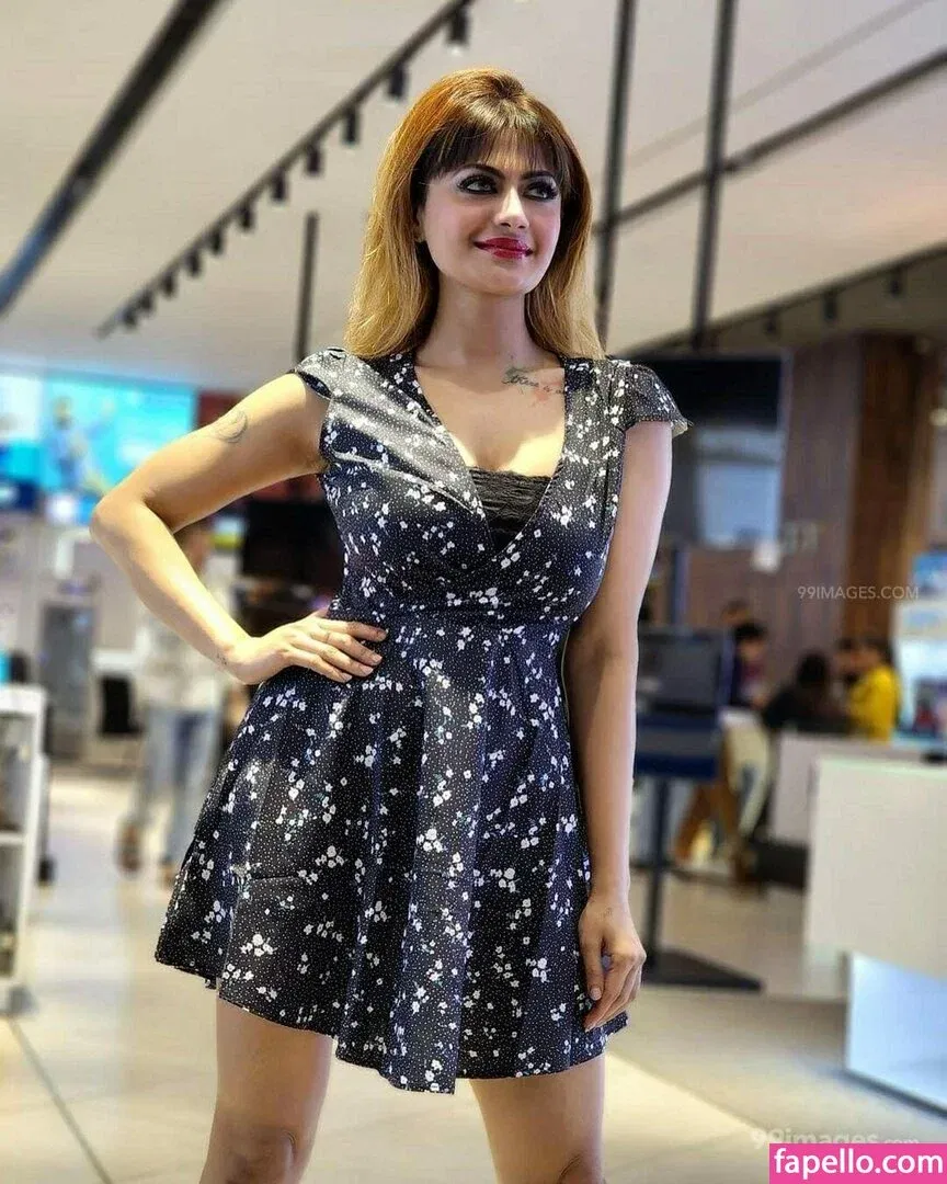 Suhaani Laskar Onlyfans Photo Gallery 