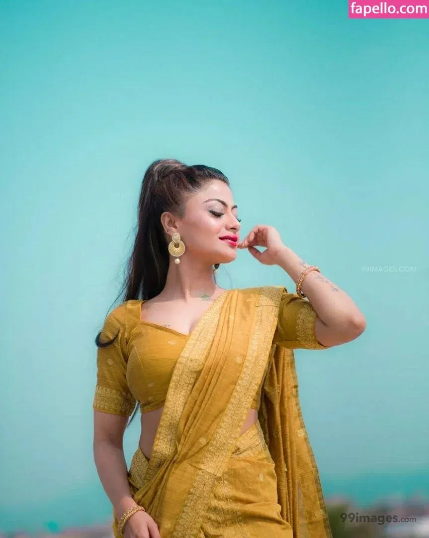 Suhaani Laskar Onlyfans Photo Gallery 