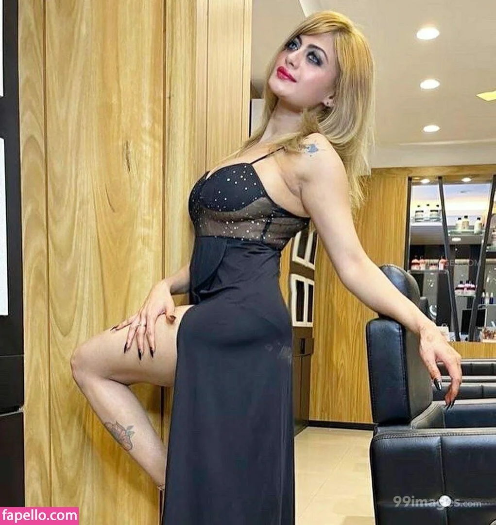 Suhaani Laskar Onlyfans Photo Gallery 