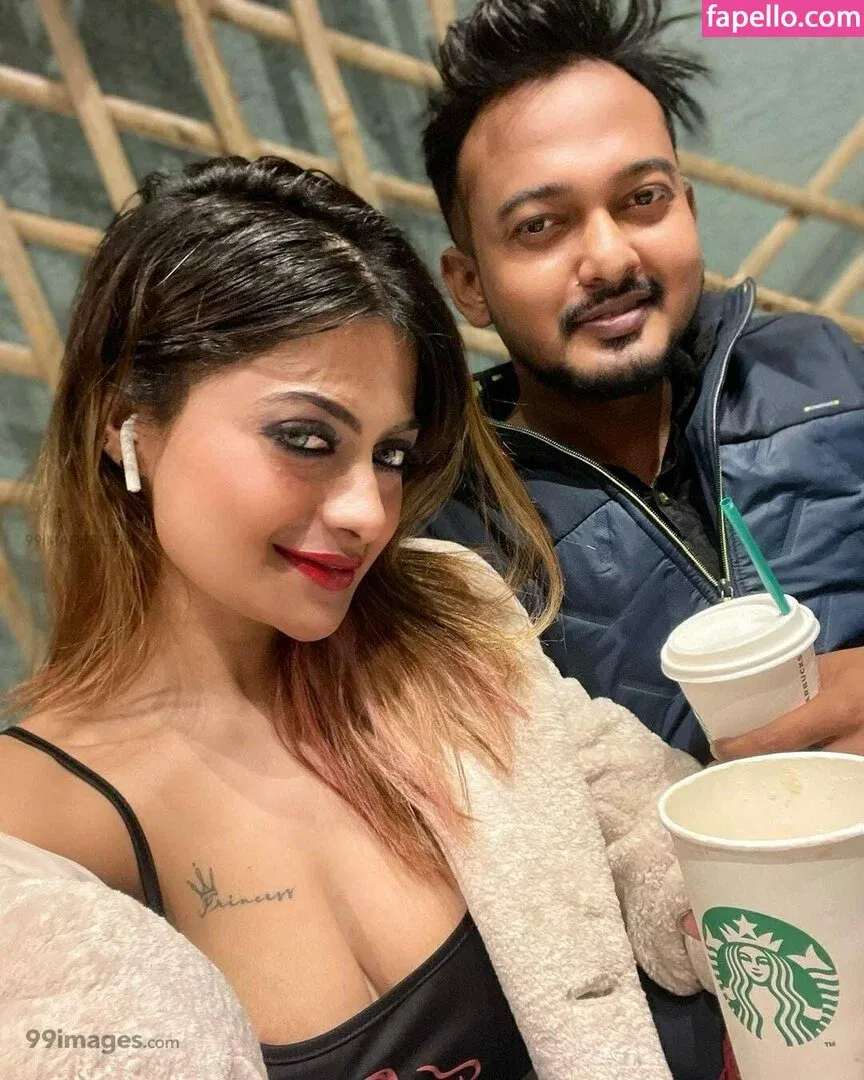 Suhaani Laskar Onlyfans Photo Gallery 