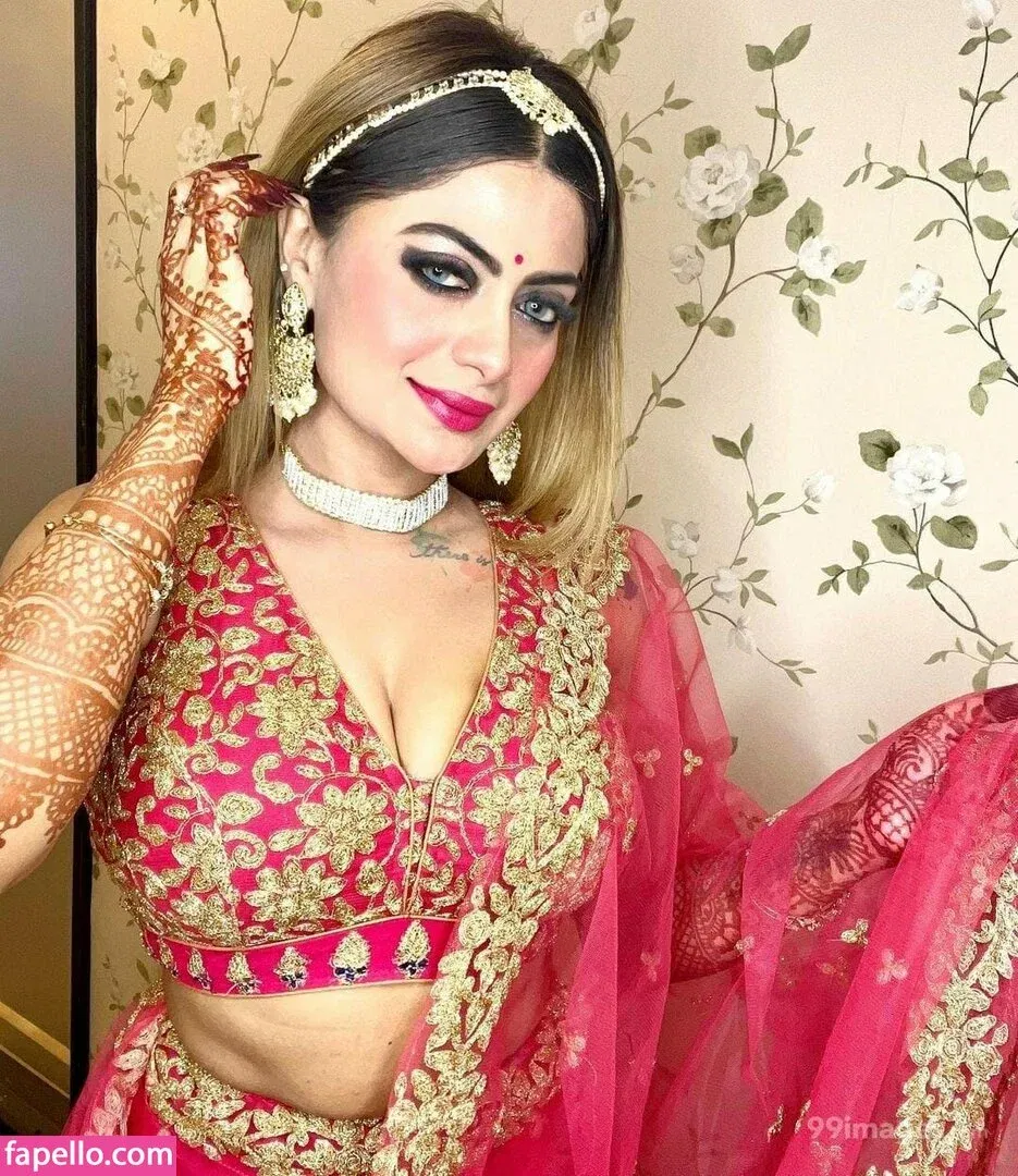 Suhaani Laskar Onlyfans Photo Gallery 