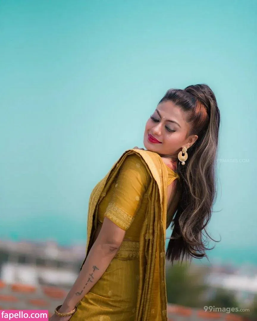 Suhaani Laskar Onlyfans Photo Gallery 