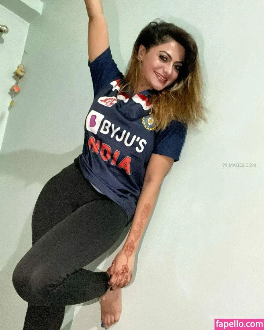 Suhaani Laskar Onlyfans Photo Gallery 