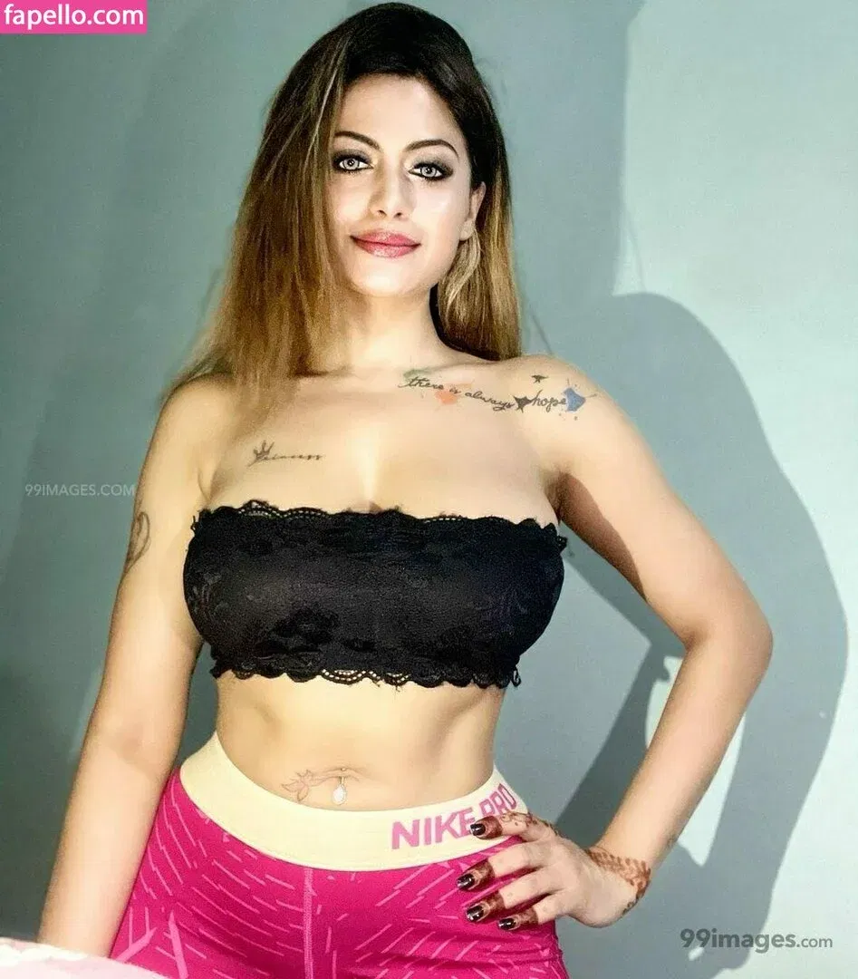 Suhaani Laskar Onlyfans Photo Gallery 