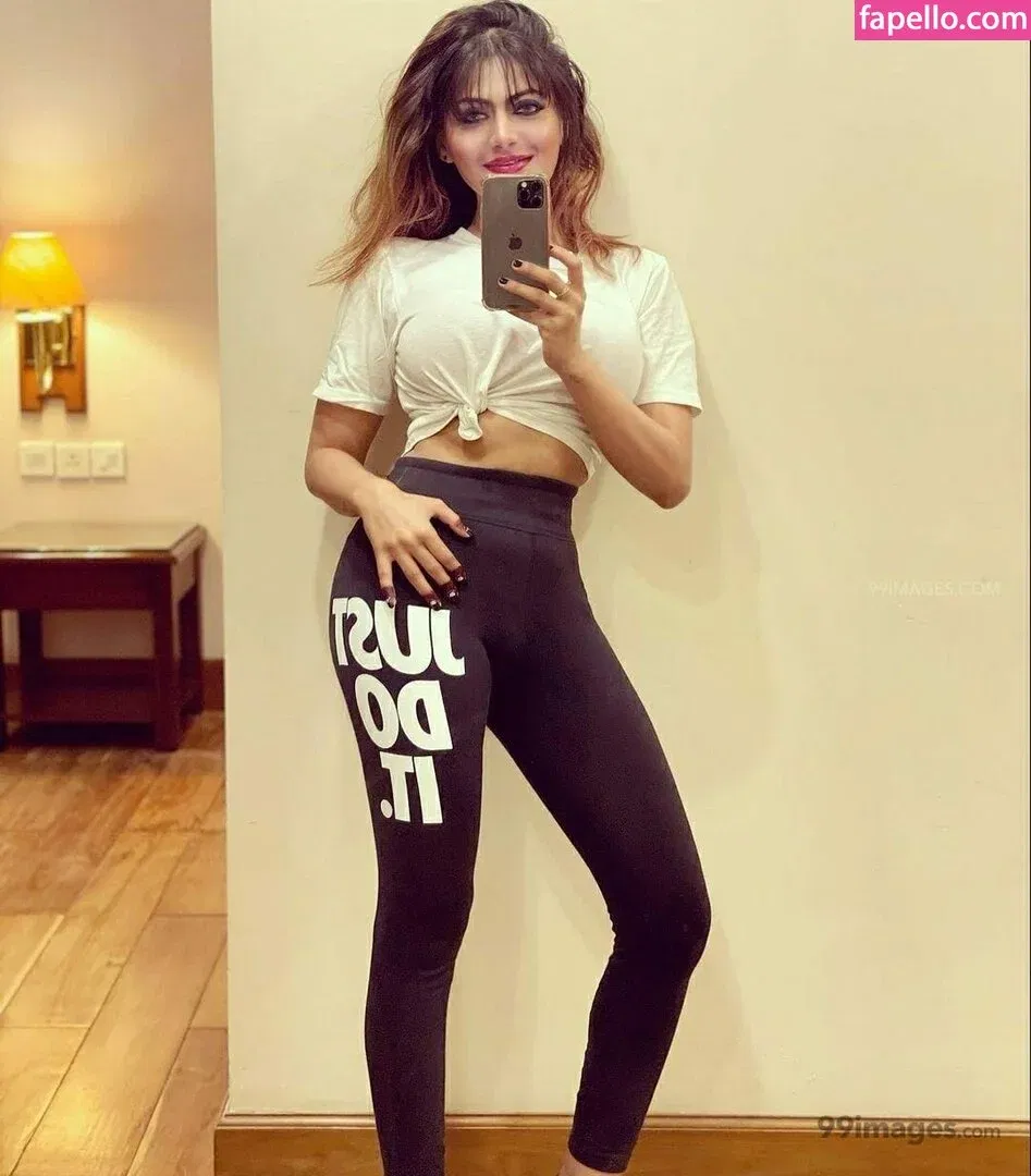 Suhaani Laskar Onlyfans Photo Gallery 