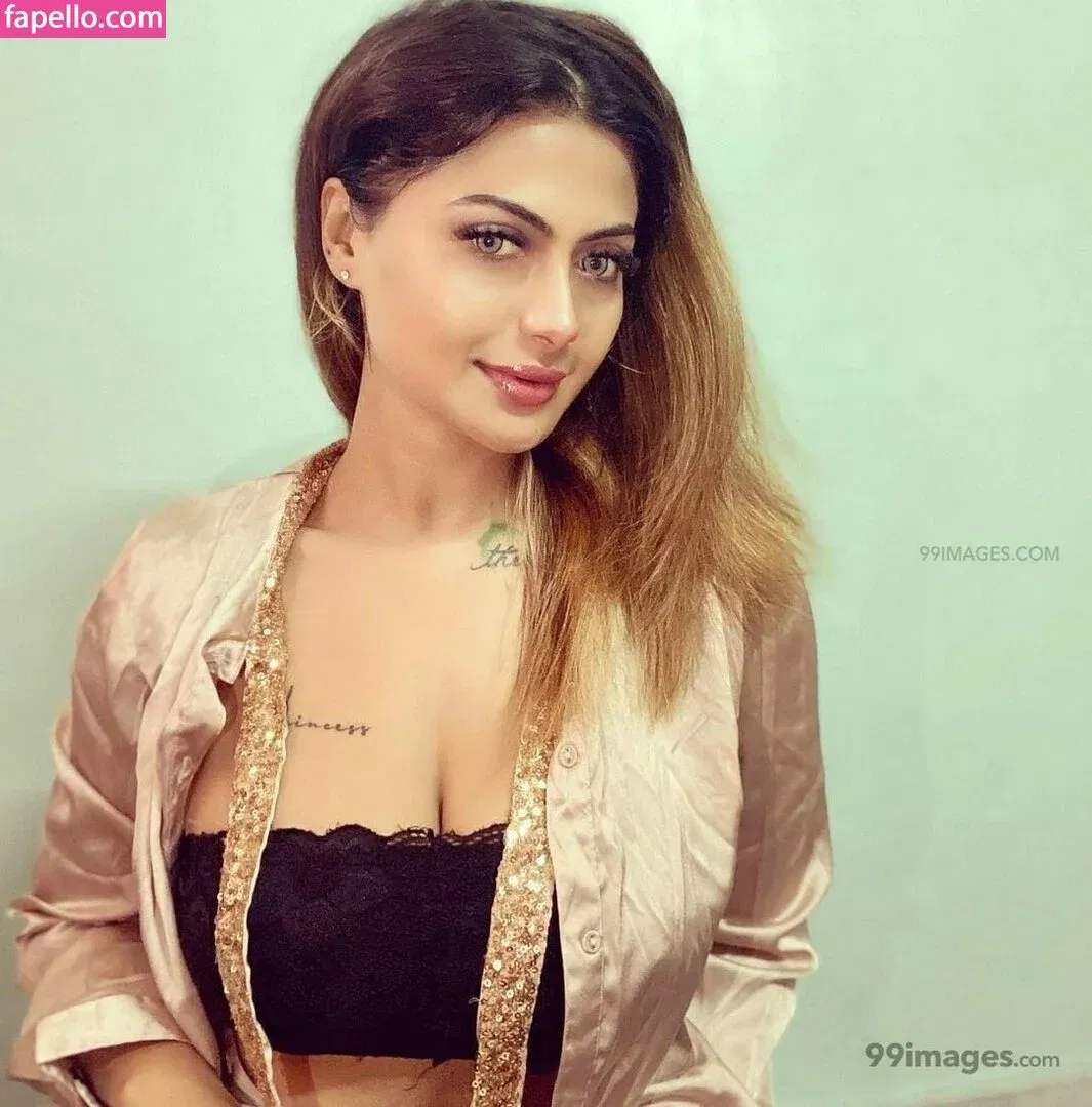 Suhaani Laskar Onlyfans Photo Gallery 