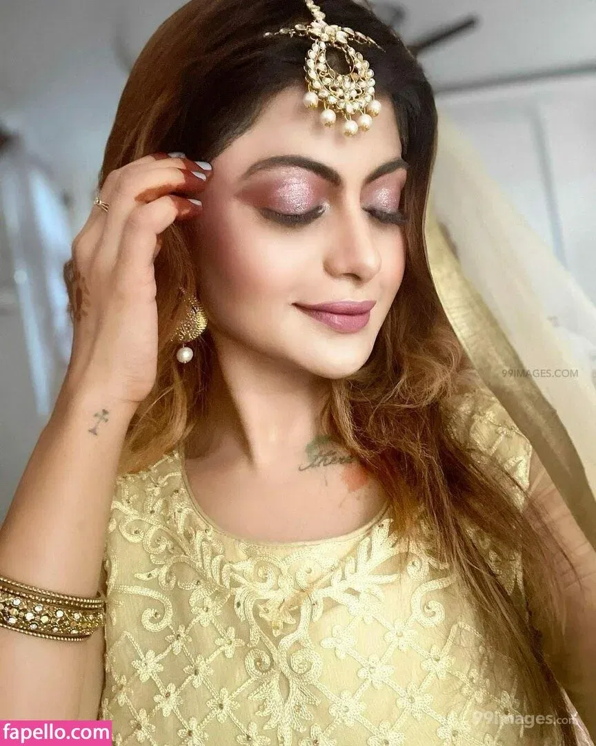 Suhaani Laskar Onlyfans Photo Gallery 