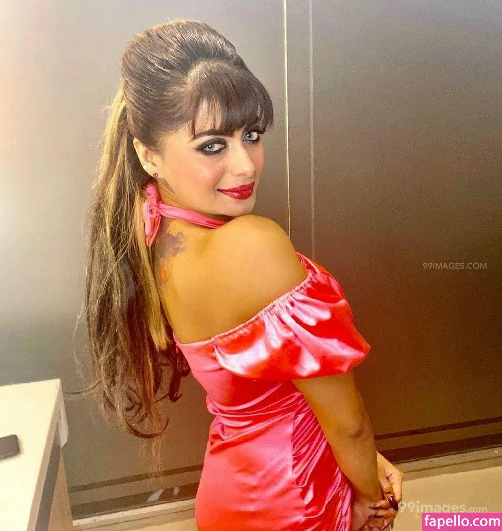 Suhaani Laskar Onlyfans Photo Gallery 