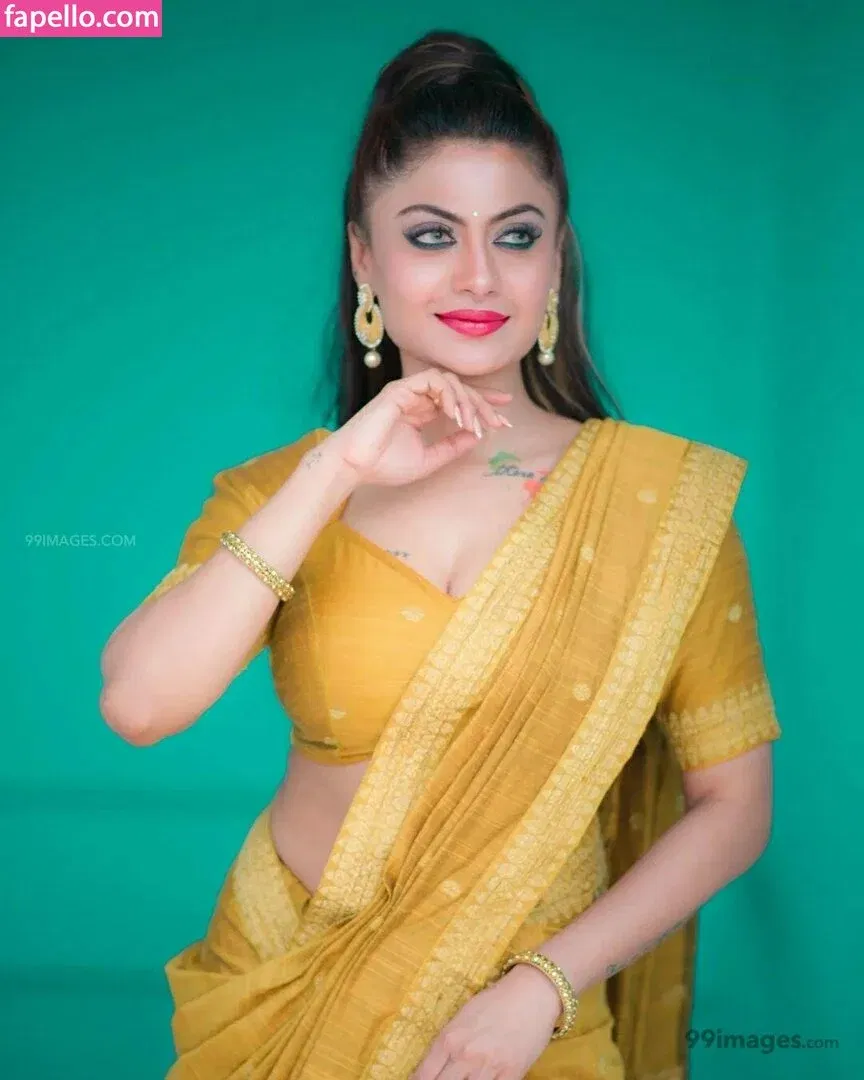 Suhaani Laskar Onlyfans Photo Gallery 