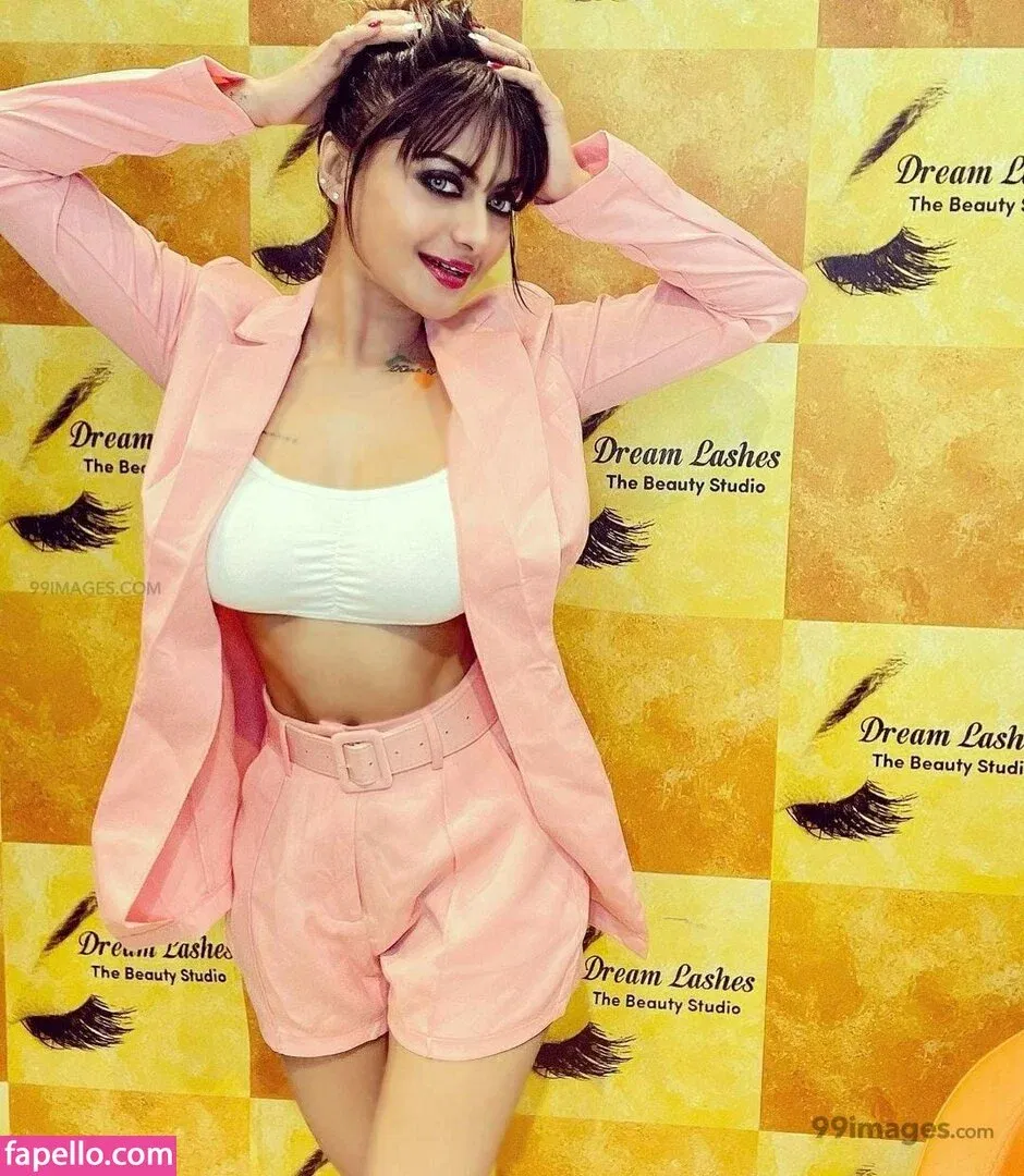 Suhaani Laskar Onlyfans Photo Gallery 