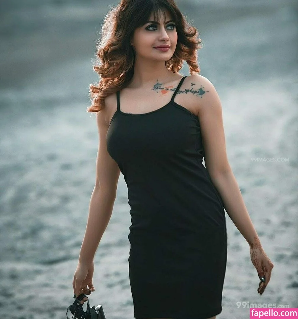 Suhaani Laskar Onlyfans Photo Gallery 