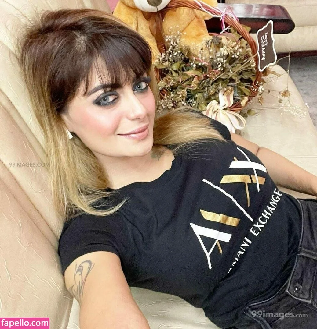 Suhaani Laskar Onlyfans Photo Gallery 