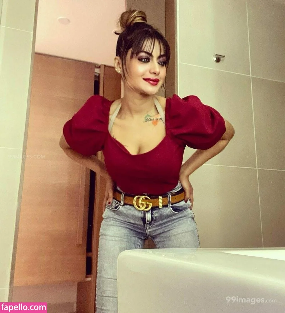 Suhaani Laskar Onlyfans Photo Gallery 