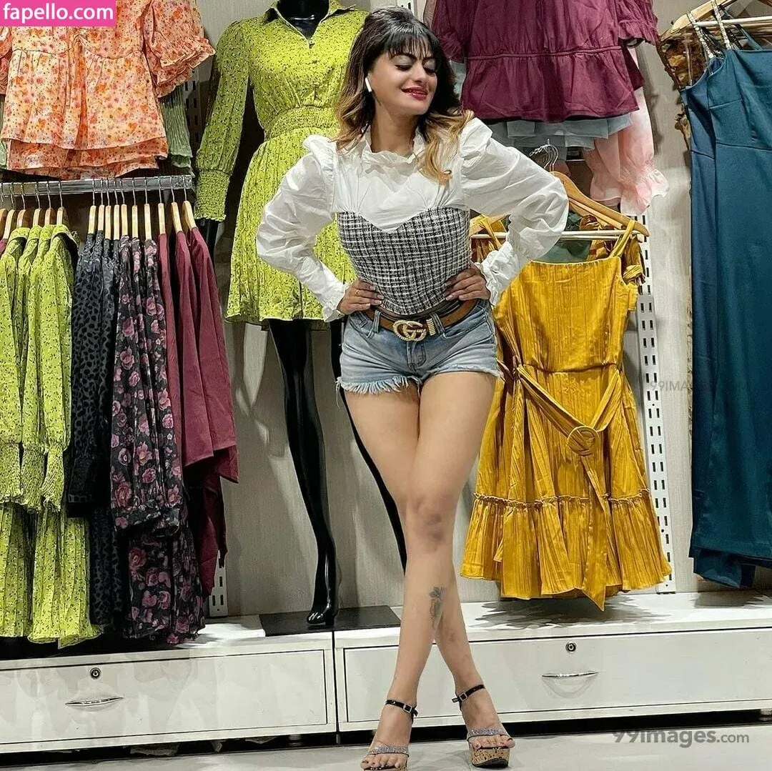 Suhaani Laskar Onlyfans Photo Gallery 