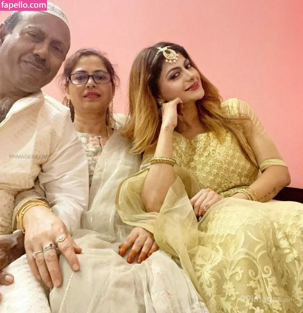 Suhaani Laskar Onlyfans Photo Gallery 