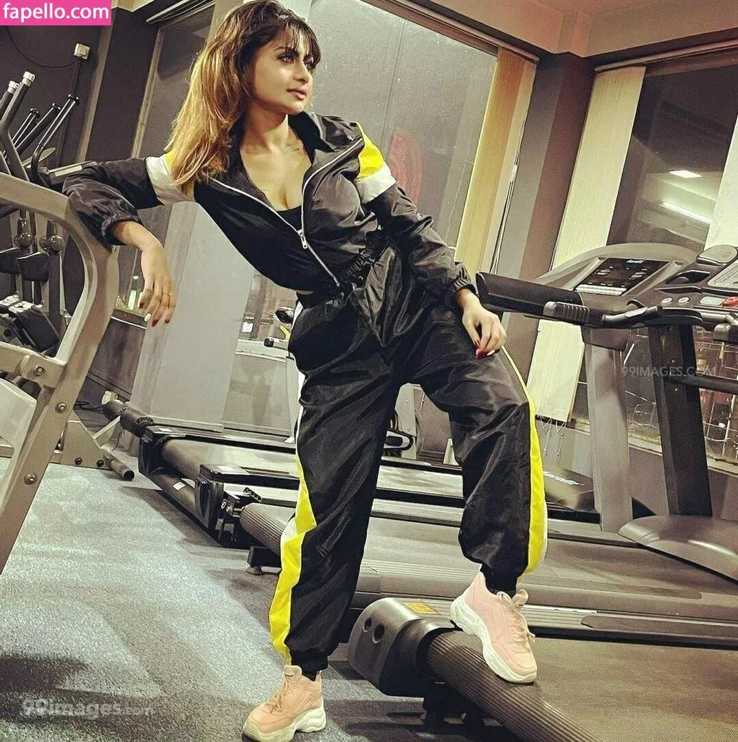 Suhaani Laskar Onlyfans Photo Gallery 