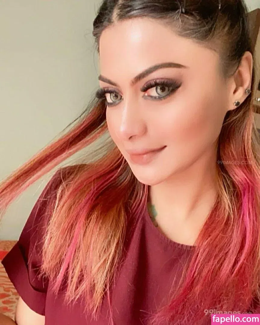 Suhaani Laskar Onlyfans Photo Gallery 