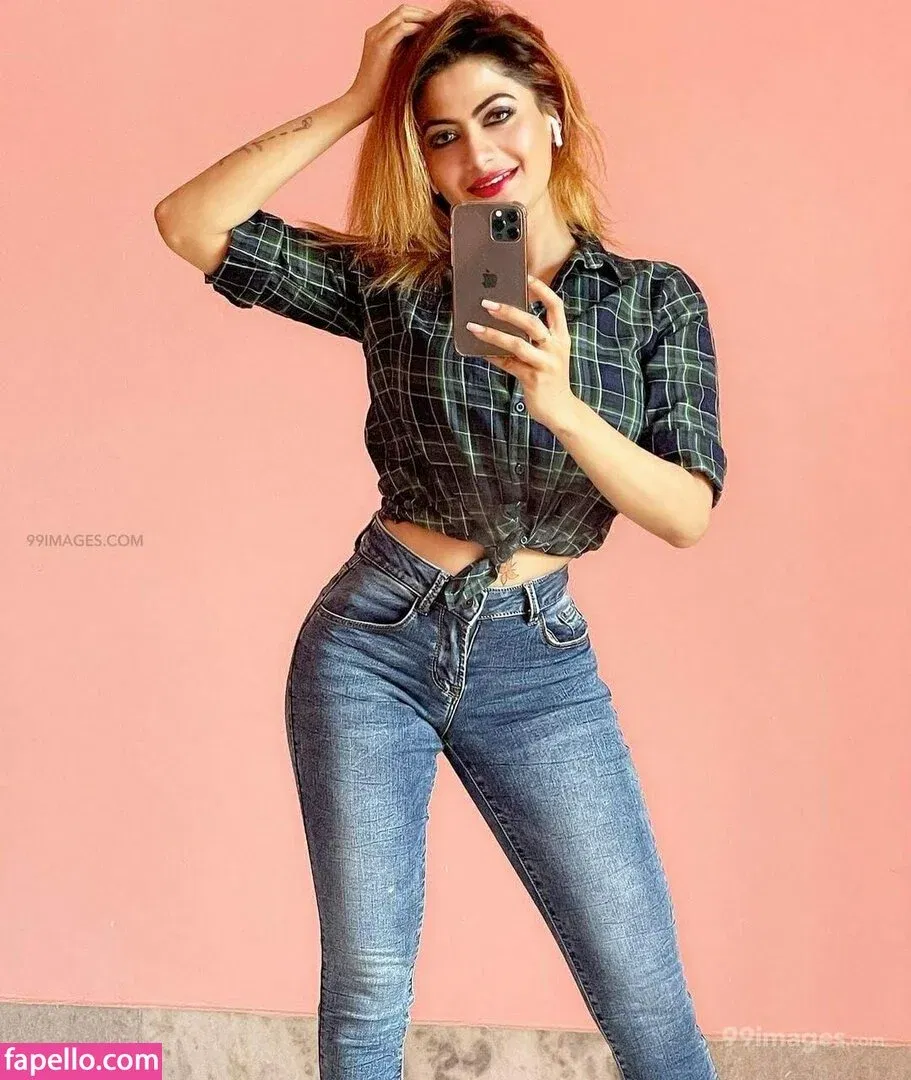 Suhaani Laskar Onlyfans Photo Gallery 