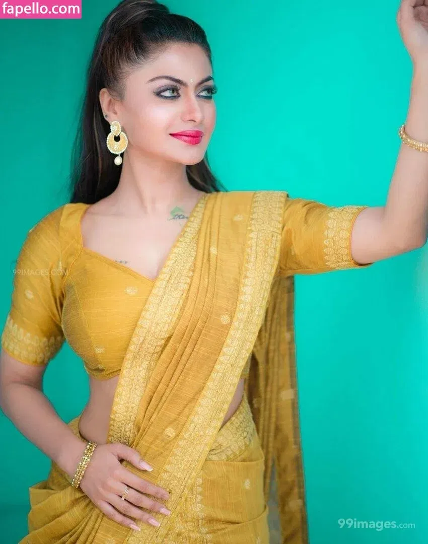 Suhaani Laskar Onlyfans Photo Gallery 