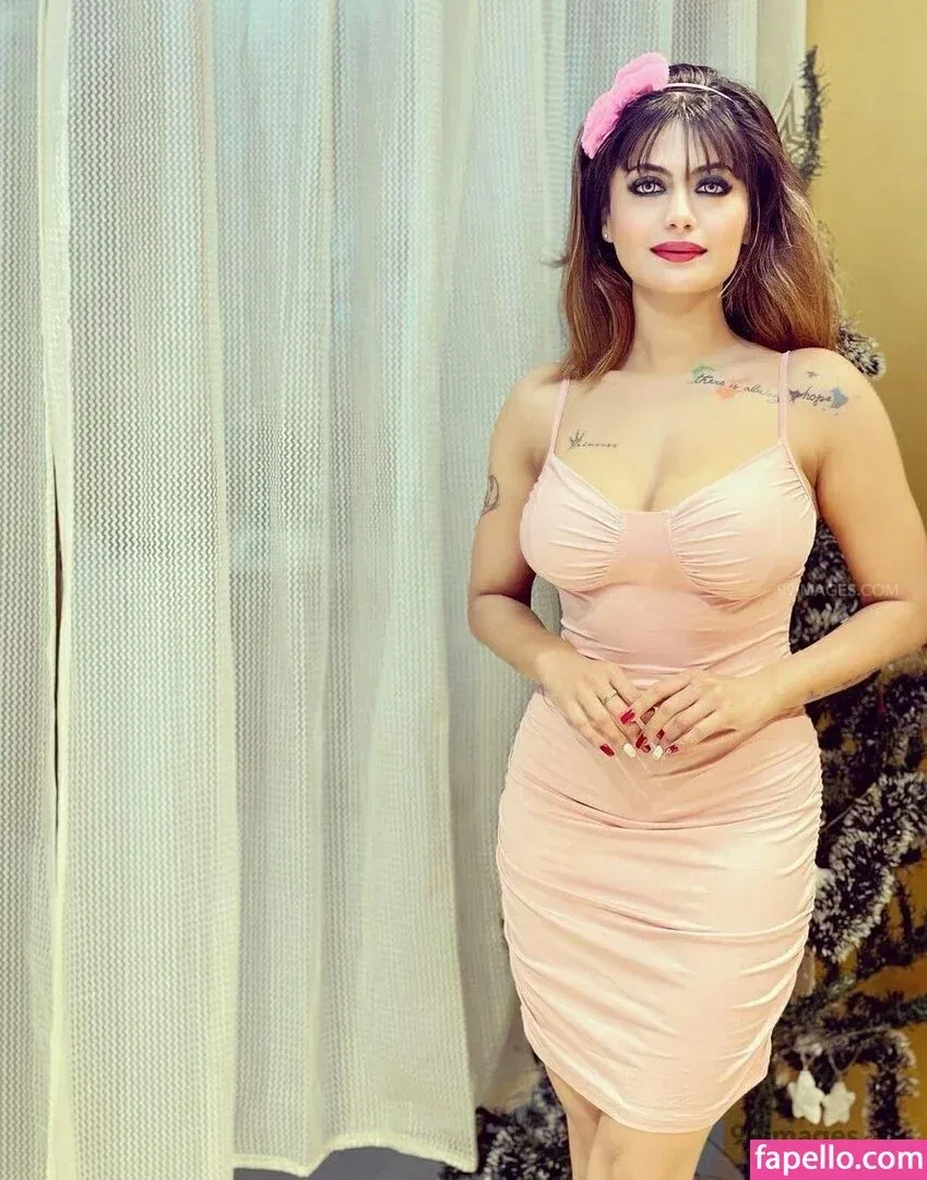 Suhaani Laskar Onlyfans Photo Gallery 